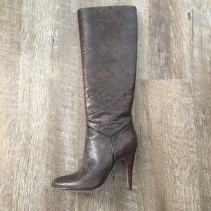 BCBCMaxAzria Brown Heeled Boots Silver Sole